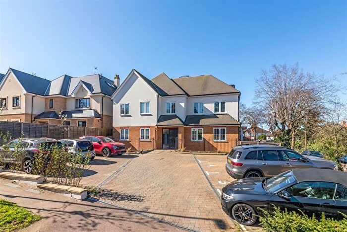 2 Bedroom Flat For Sale In Selcroft Road, Purley, CR8