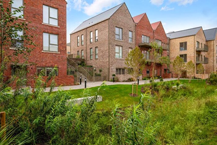 1 Bedroom Apartment For Sale In Newmarket Road, Cambridge, CB5