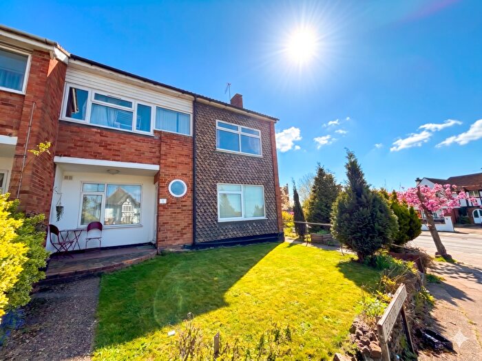 2 Bedroom Semi Detached House To Rent In Hale Lane, Edgware, Middlesex, HA8