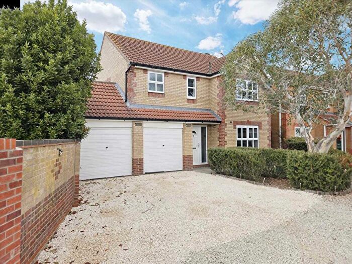 4 Bedroom Detached House For Sale In Centurion Close, Sleaford, NG34