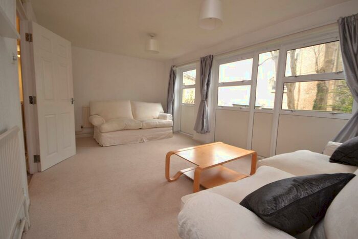2 Bedroom Apartment To Rent In Ballance Street, Bath, Somerset, BA1