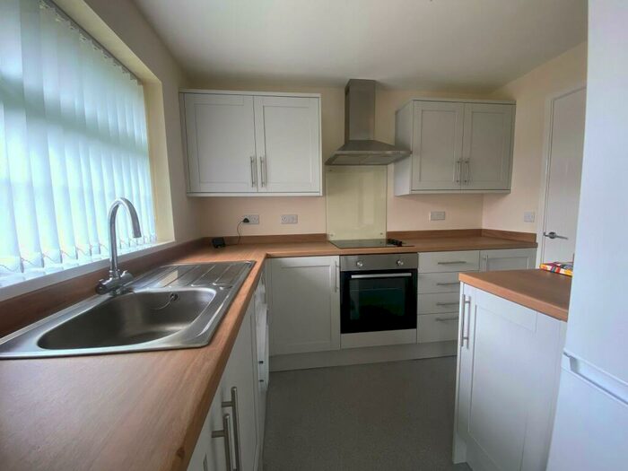 2 Bedroom Bungalow To Rent In Redgrave Place, Rotherham, ., S66