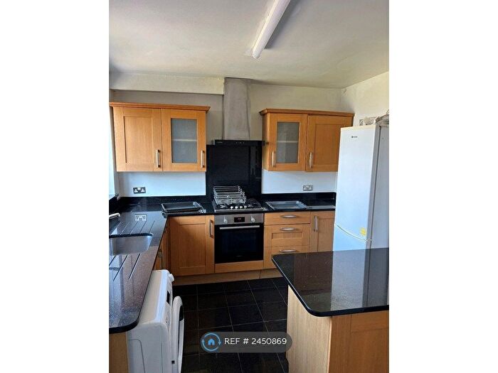 3 Bedroom Terraced House To Rent In Jarrow Road, Romford, RM6