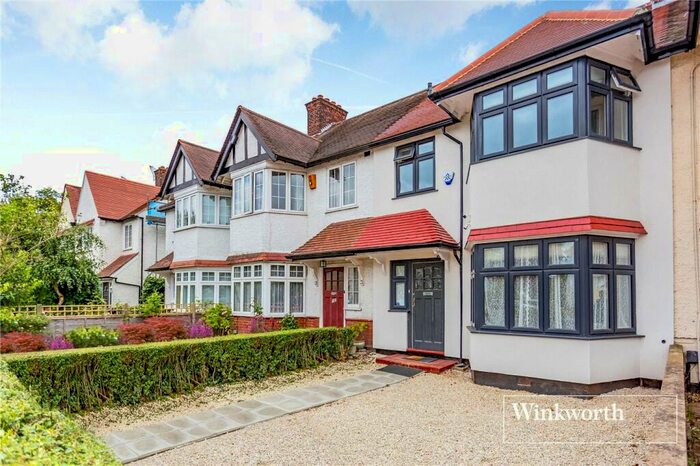 4 Bedroom Terraced House To Rent In Hervey Close, Finchley, London, N3