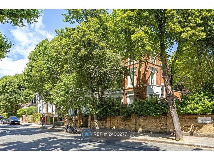 2 Bedroom Flat To Rent In St Quintin Avenue, Kensington And Chelsea, London, W10