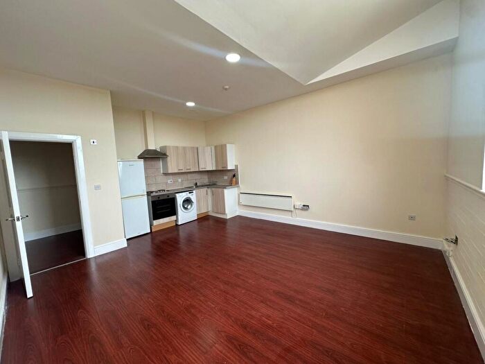 1 Bedroom Apartment To Rent In Embassy Building, L19