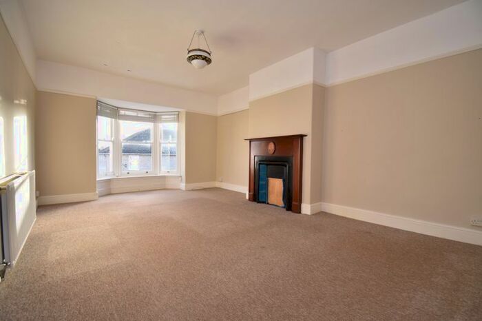 3 Bedroom Terraced House To Rent In West Street, Somerton, TA11