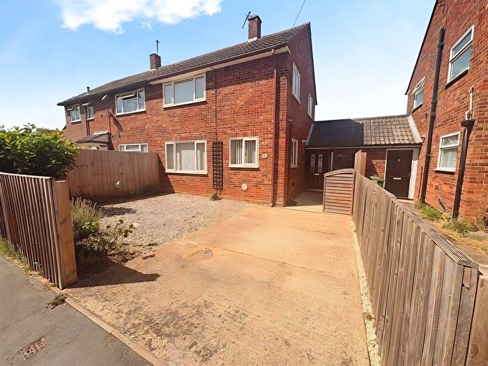 2 Bedroom Semi-Detached House For Sale In St. Audreys Close, Histon, Cambridge, CB24