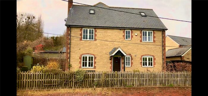 5 Bedroom Semi-Detached House To Rent In Main Road, Chillerton, PO30