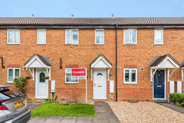 2 Bedroom Terraced House For Sale In Speyside Close, Carterton, OX18
