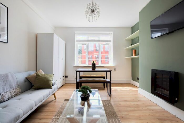 2 Bedroom Flat To Rent In Swan Mead, London, SE1