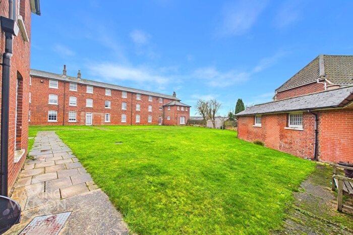 2 Bedroom Flat For Sale In Ipswich Road, Pulham Market, Diss, IP21