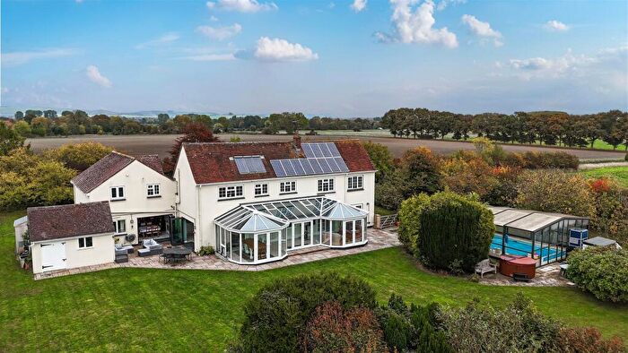 5 Bedroom Detached House For Sale In Chirton, Pewsey Vale, SN10
