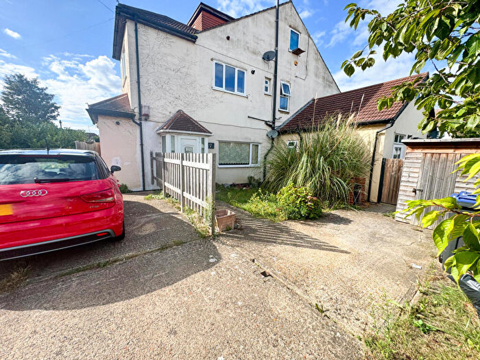 1 Bedroom Flat For Sale In Westborough Road, Westcliff-on-Sea, SS0