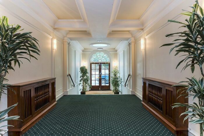 2 Bedroom Flat To Rent In Fulham Road, London, SW3