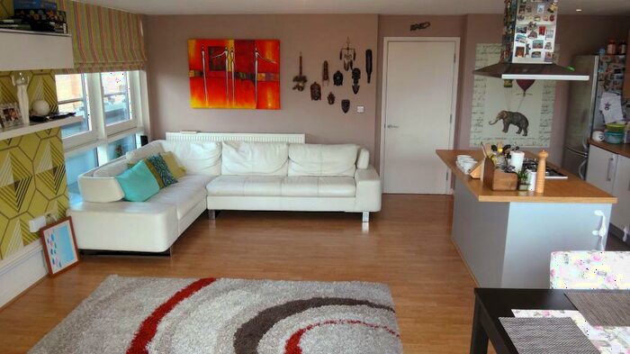 2 Bedroom Flat To Rent In Tequila Wharf, Commercial Road, London, E14