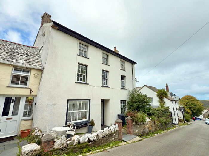1 Bedroom Flat For Sale In High Street, Boscastle, PL35