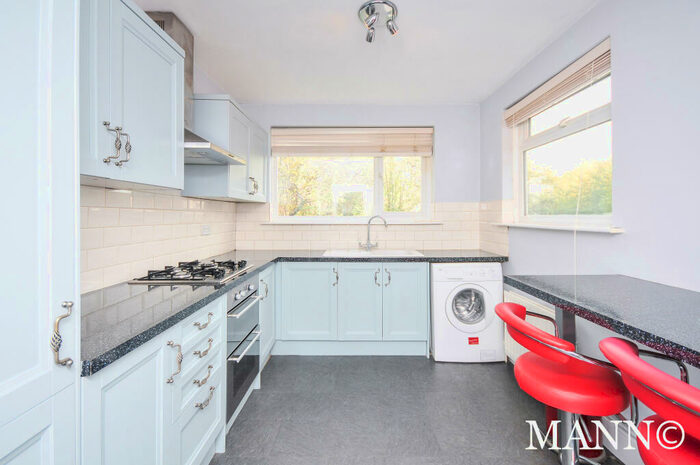 1 Bedroom Flat To Rent In Eastdown Park, Lewisham, SE13