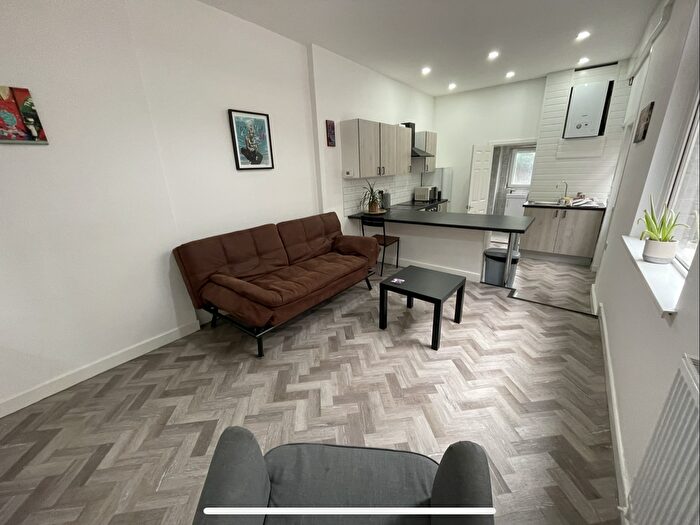 2 Bedroom Flat To Rent In Donald Street, Cardiff, CF24