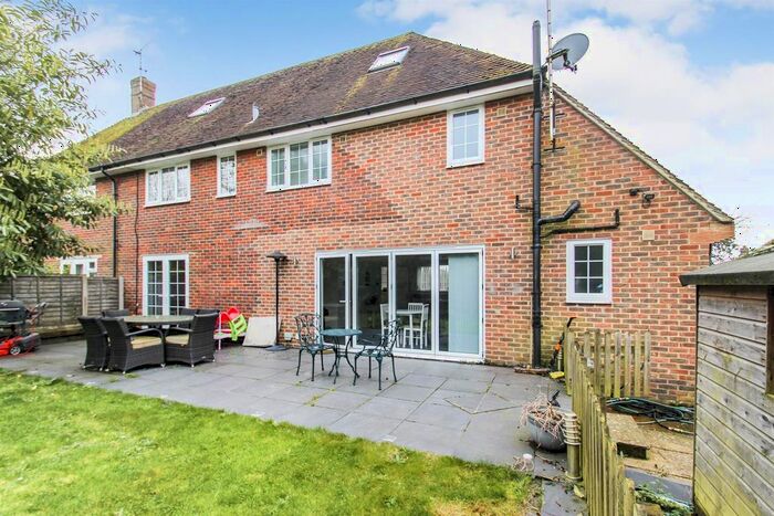 3 Bedroom Semi-Detached House To Rent In South Bank, Sutton Valence, Maidstone, ME17