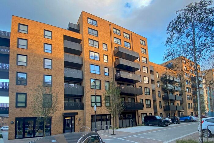 1 Bedroom Flat To Rent In Hanwell Square, Hanwell, London, W7