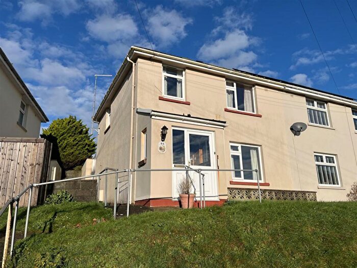 3 Bedroom Semi-Detached House For Sale In Coombs Drive, Milford Haven, SA73