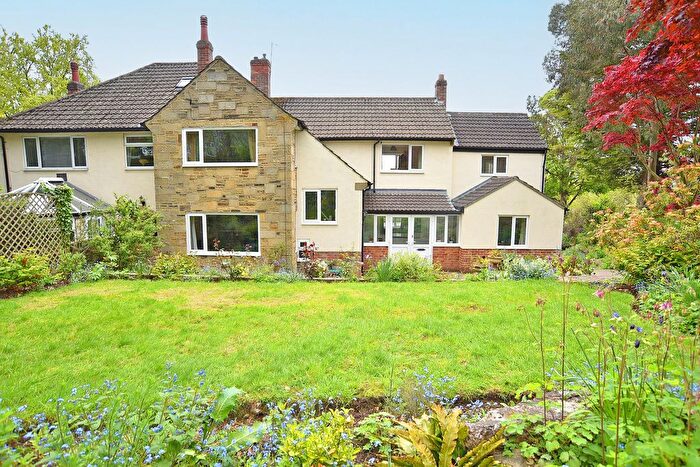 4 Bedroom Semi Detached House For Sale In Oakdale, Harrogate, HG1