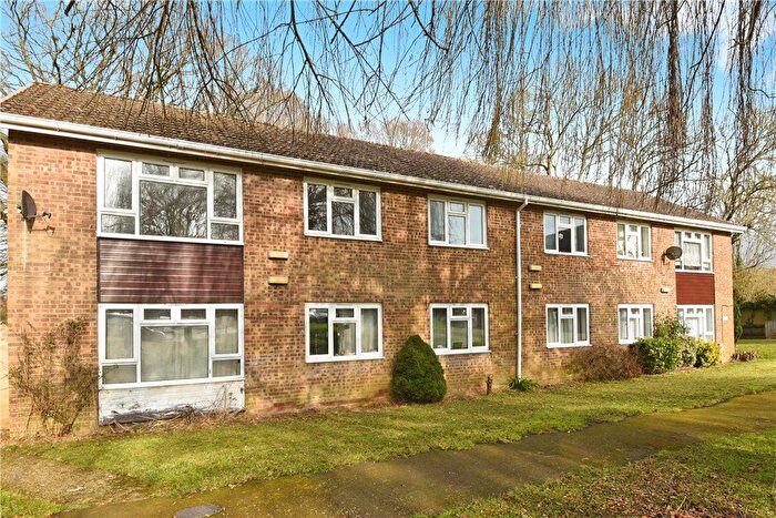 2 Bedroom Flat For Sale In Butlers Close, Lockerley, Romsey, Hampshire, SO51