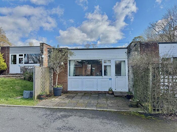 2 Bedroom Bungalow To Rent In Cockleton Lane, Cowes, PO31