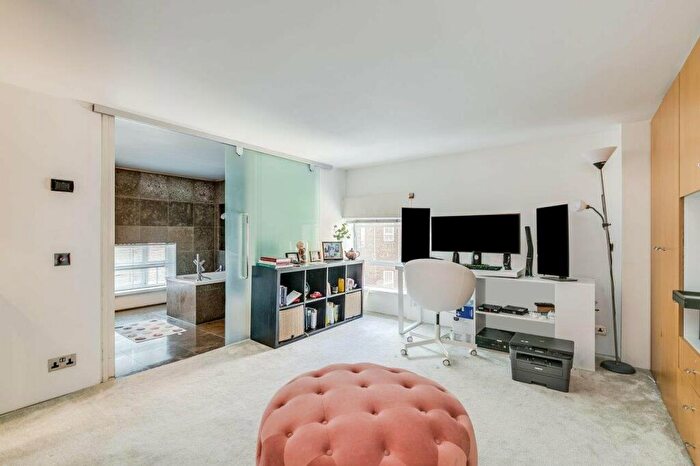 2 Bedroom Apartment For Sale In The Yoo Building, Hall Road, St John's Wood, NW8