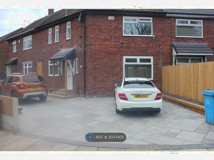 4 Bedroom Semi-Detached House To Rent In Heybrook Road, Manchester, M23