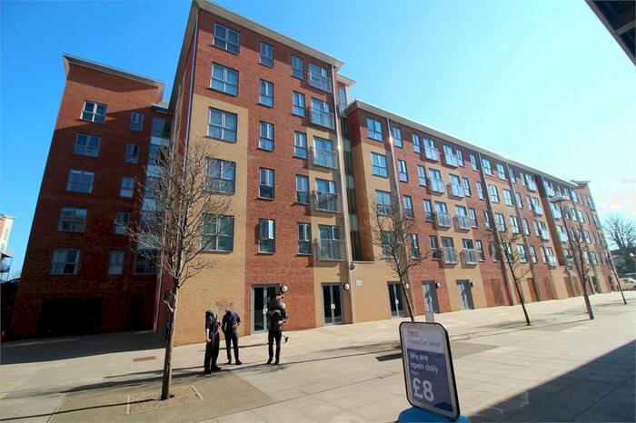 2 Bedroom Apartment To Rent In Englefield House, Moulsford Mews, Reading, RG30