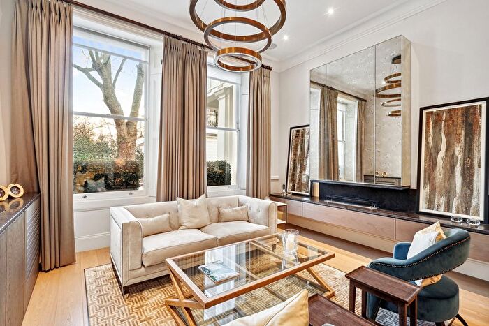 2 Bedroom Flat To Rent In Courtfield Gardens, South Kensington, SW5