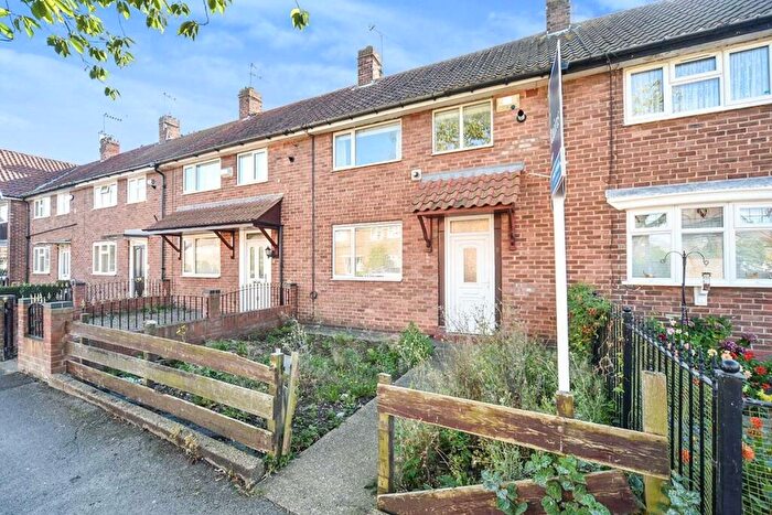 2 Bedroom Terraced House To Rent In Bideford Grove, Hull, HU9