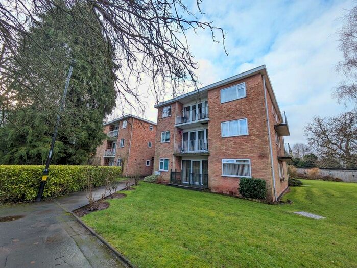 2 Bedroom Flat To Rent In Christie Court, Halifax Close, Coventry, CV5