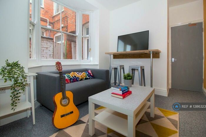 5 Bedroom Detached House To Rent In Cambridge Street, Leicester, LE3