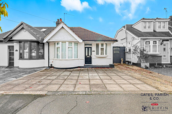 2 Bedroom Semi-Detached Bungalow For Sale In Howard Road, Upminster, RM14