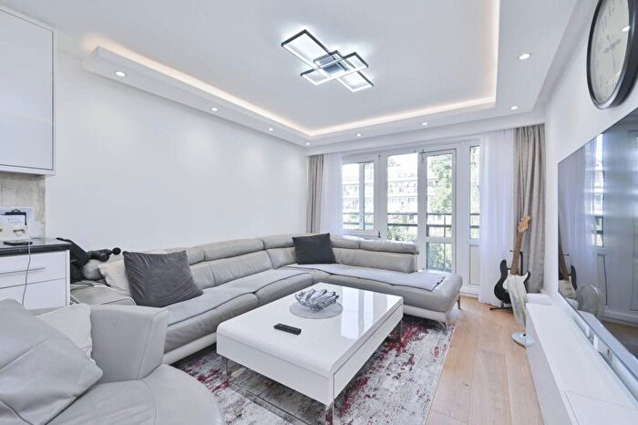 2 Bedroom Flat To Rent In Grafton Road, Gospel Oak, London, NW5