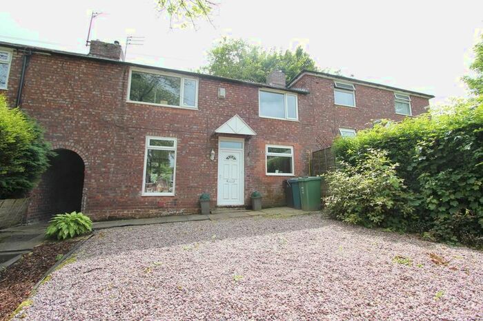 3 Bedroom Semi-Detached House To Rent In Scholes Walk, Prestwich, Manchester M25