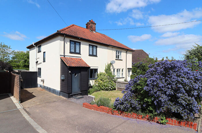3 Bedroom Semi-Detached House For Sale In The Street, Raydon, IP7
