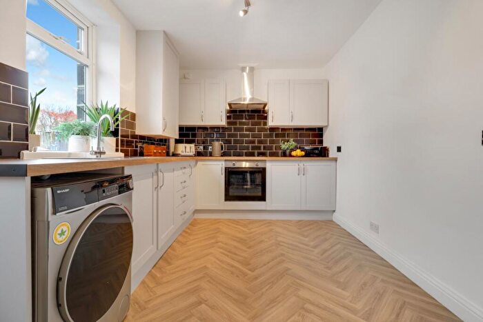 3 Bedroom End Of Terrace House For Sale In Broadlands, Meltham, Holmfirth, West Yorkshire, HD9