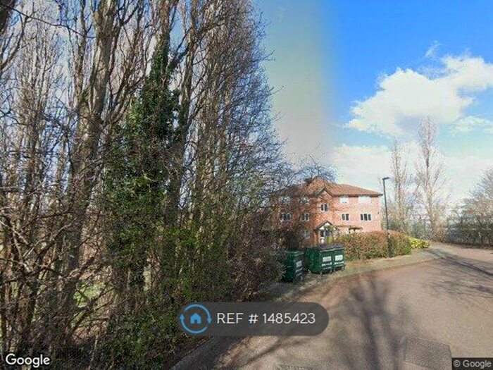 1 Bedroom Flat To Rent In Rothesay Court, London, SE6