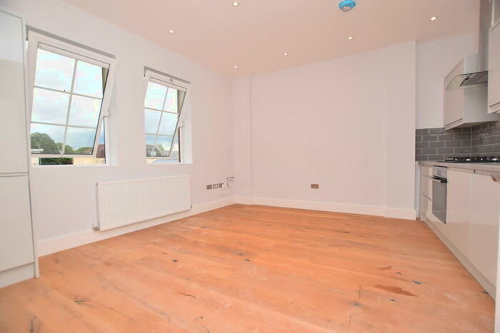 1 Bedroom Apartment To Rent In Newfoundland Circus, Bristol, BS2