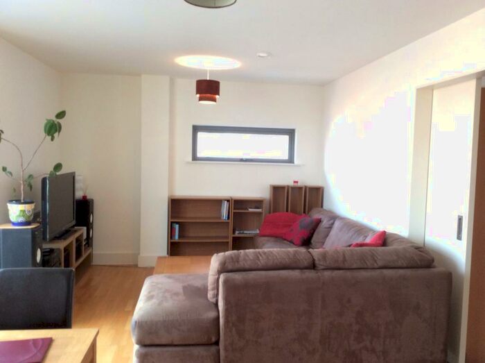2 Bedroom Flat To Rent In Circle, Kent Street, Liverpool, L1