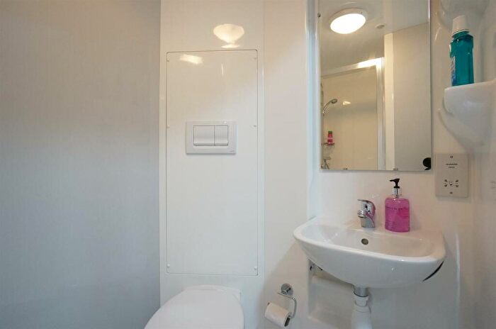Studio To Rent In College Road, Bangor, LL57