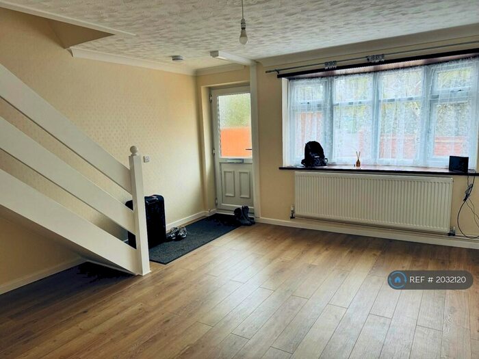 2 Bedroom Terraced House To Rent In Turnstone Gardens, Southampton, SO16