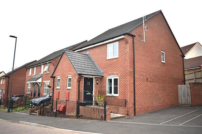 1 Bedroom Flat To Rent In Clayhill Drive, Yate, Bristol, BS37