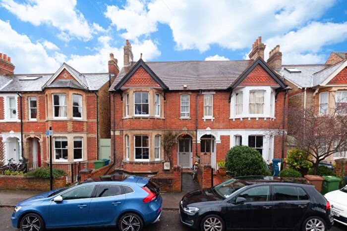 3 Bedroom Terraced House To Rent In Oakthorpe Road, Summertown, OX2