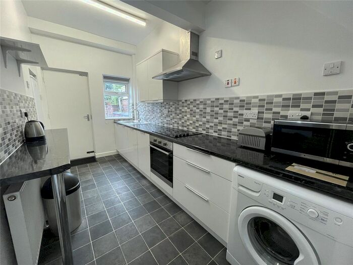 3 Bedroom Terraced House To Rent In West Grove, Manchester, Greater Manchester, M13