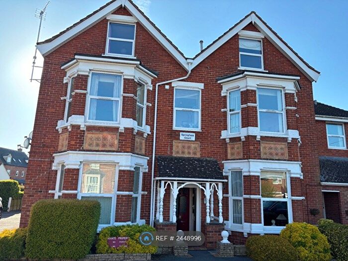 2 Bedroom Flat To Rent In Springfield Court, Purton, Swindon, SN5